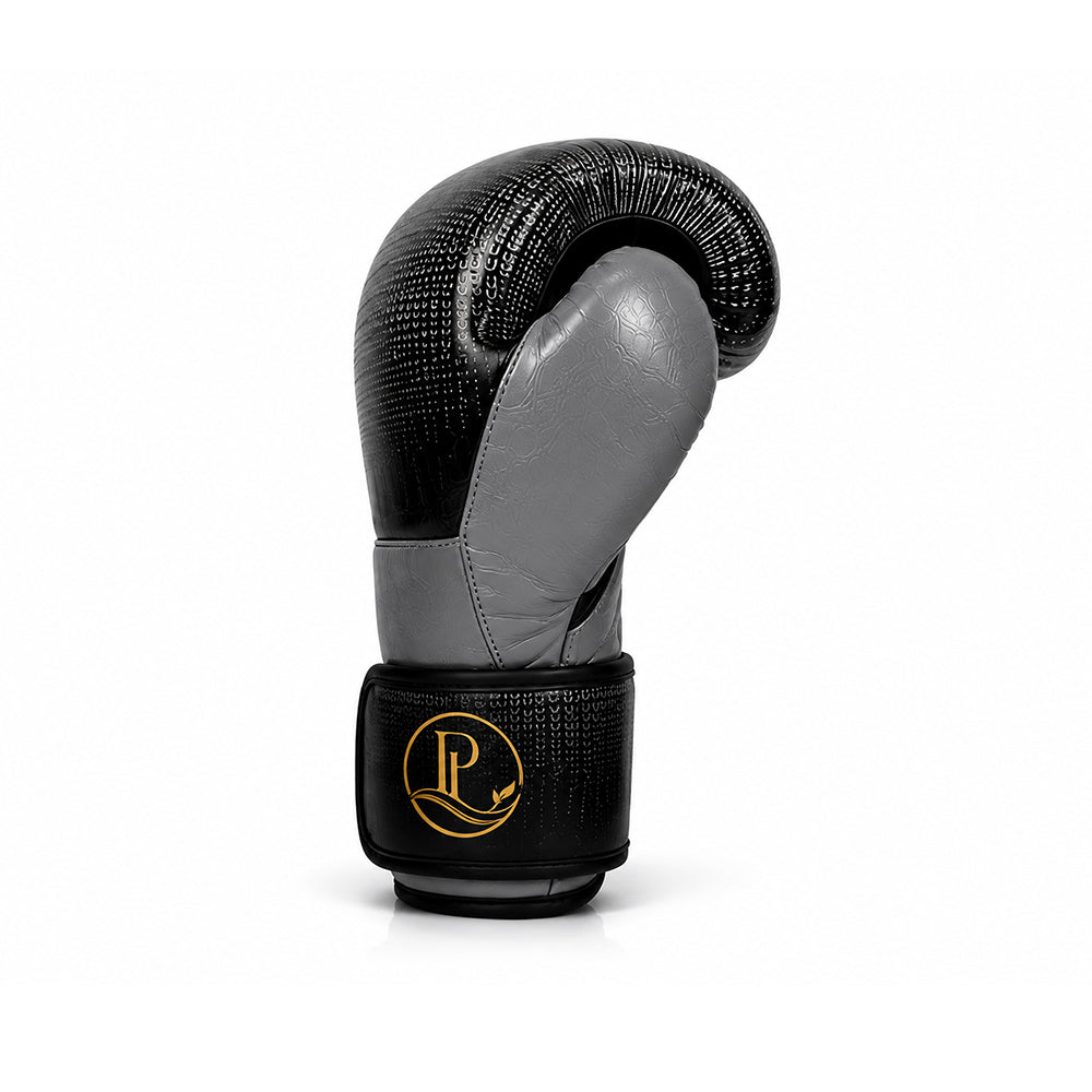Boxing gloves for sparring